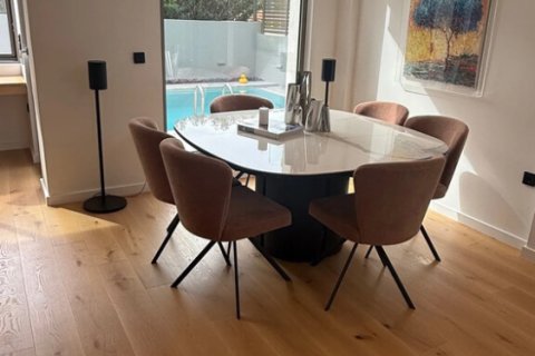 4 bedrooms Maisonette in Voula, Greece No. 117579 17