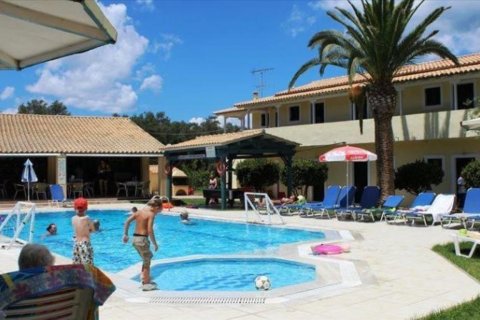 17 rooms Hotel in Corfu, Greece No. 58538 3