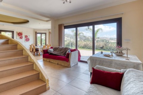 4 bedrooms Villa in Anglisides, Cyprus No. 36688 5
