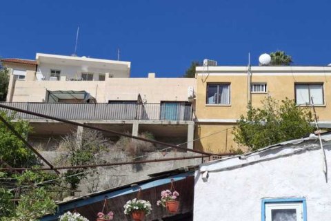 Дом с 6 спальнями в Гермасойя, Кипр №101445 2