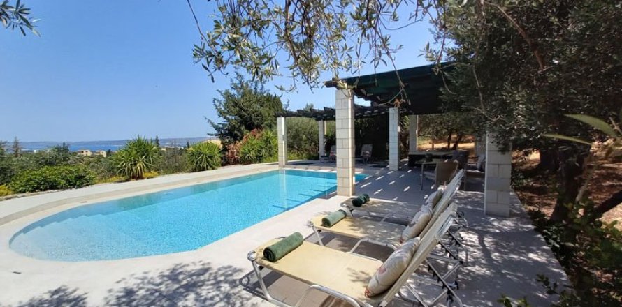 3 bedrooms House in Chania, Greece No. 24125