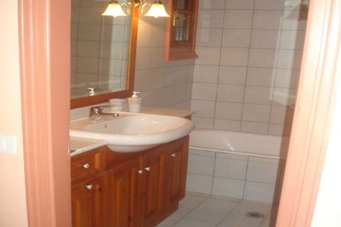 2 bedrooms House in Zakynthos, Greece No. 24639 10