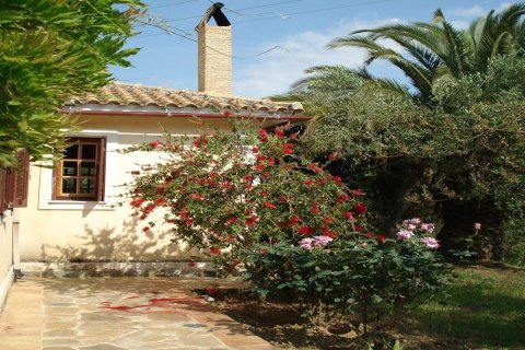 2 bedrooms House in Zakynthos, Greece No. 24639 2