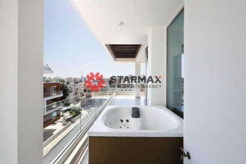 3 bedrooms Apartment in Agios Athanasios, Cyprus No. 82819 4