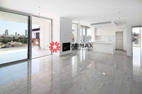 3 bedrooms Apartment in Agios Athanasios, Cyprus No. 82819 1