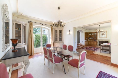 4 bedrooms Villa in Tourrettes, France No. 69073 9