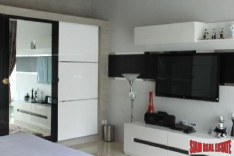 3 bedrooms House in Pattaya, Thailand No. 96473 8