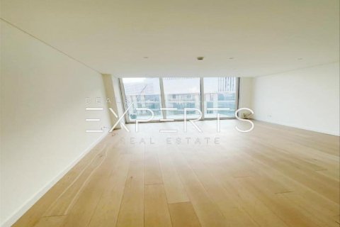 3 bedrooms Apartment in Soc Son, Vietnam No. 9822 2