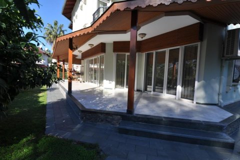 8 rooms Villa in Chau Lang, Vietnam No. 21173 21