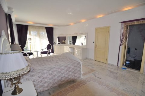 8 rooms Villa in Chau Lang, Vietnam No. 21173 2