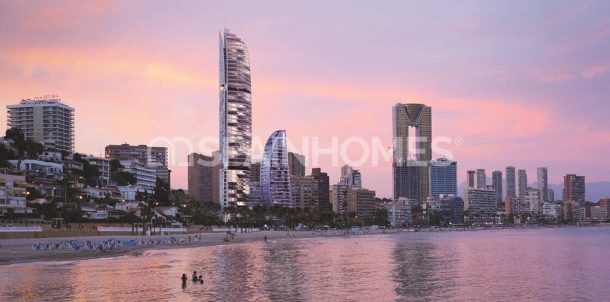 2 dormitorios Apartment en Benidorm, Spain No. 26650