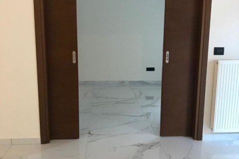 3 bedrooms Apartment in Thessaloniki, Greece No. 104887 11