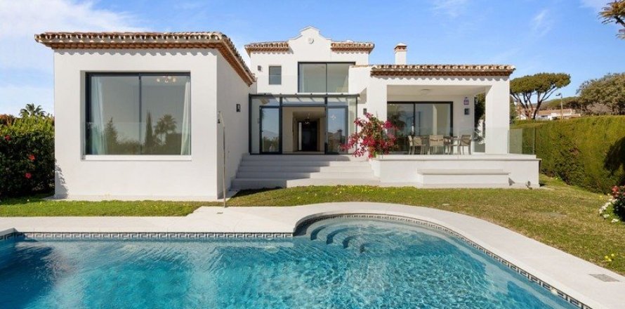 4 dormitorios Villa en Marbella, Spain No. 92332