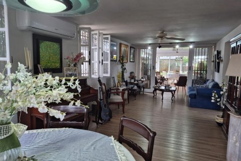 3 bedrooms House in Panama City, Panama No. 125848 4