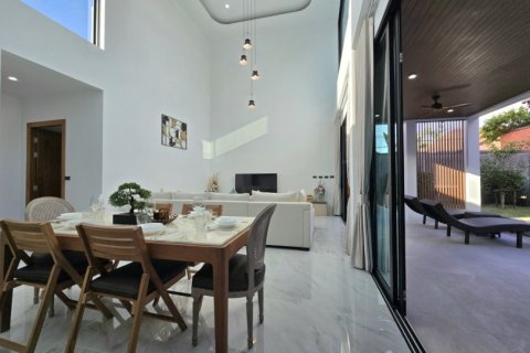 Villa in Rawai, Thailand No. 97432 11