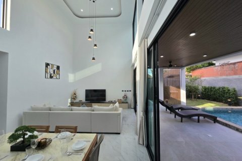 Villa in Rawai, Thailand No. 97432 9