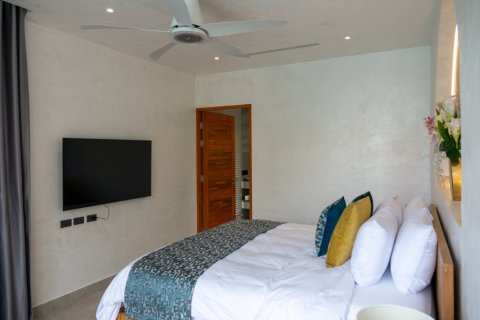 4 bedrooms Villa in Layan Beach, Thailand No. 97301 15