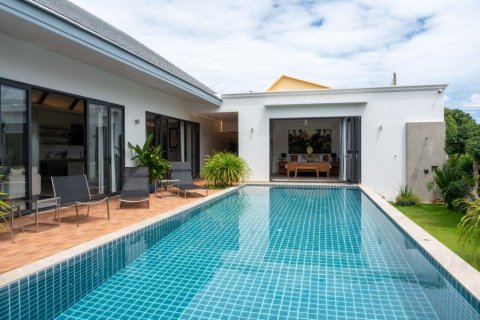 4 bedrooms Villa in Layan Beach, Thailand No. 97301 1