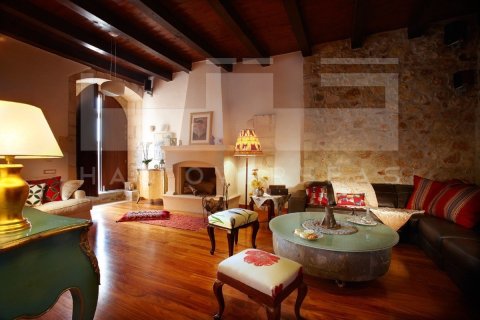 3 bedrooms House in Rethymno, Greece No. 24307 12