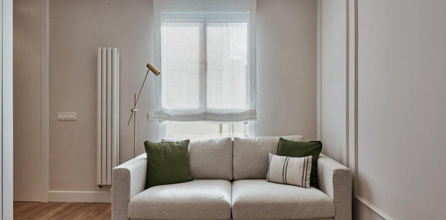 2 dormitorios Apartment en Madrid, Spain No. 126139