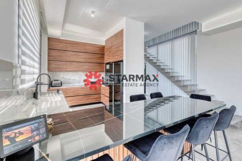 4 dormitorios House en Aradippou, Cyprus No. 82443 6