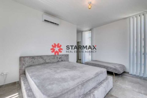 4 dormitorios House en Aradippou, Cyprus No. 82443 7