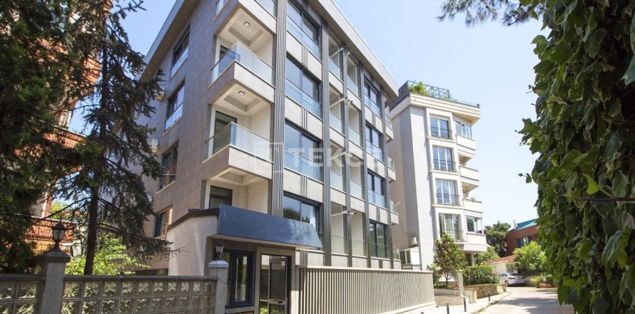 5 dormitorios Apartment en Istanbul, Turkey No. 11420