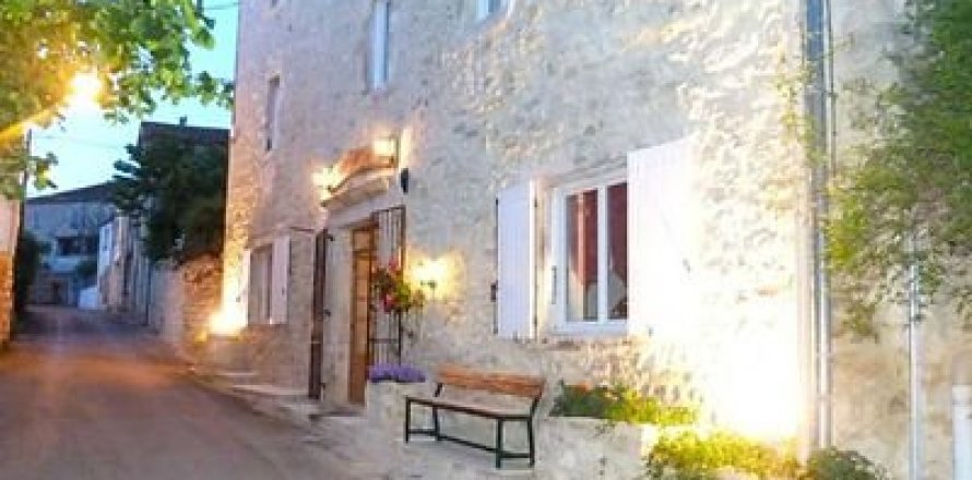 7 bedrooms House in Vagnas, France No. 69441