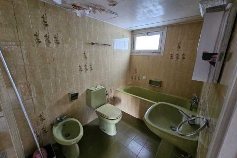 3 bedrooms Apartment in Limassol, Cyprus No. 80957 7