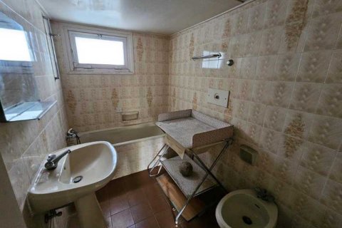 3 bedrooms Apartment in Limassol, Cyprus No. 80957 4