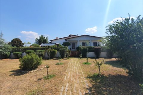 5 bedrooms House in Thessaloniki, Greece No. 107396 1