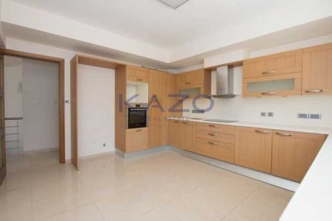 4 bedrooms House in Agios Tychonas, Cyprus No. 100538 9