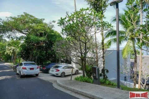 4 bedrooms Villa in Phuket, Thailand No. 95744 19