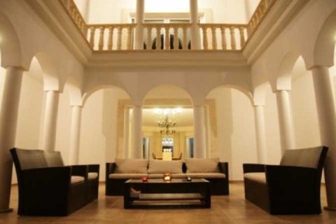 7 bedrooms Villa in Pegeia, Cyprus No. 84398 16