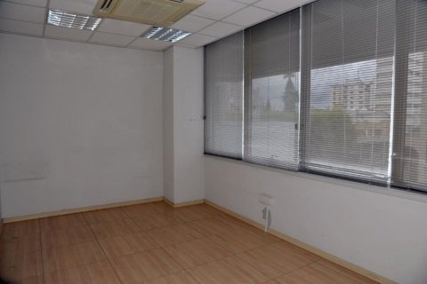 199m² Commercial property à Nicosia, Cyprus No. 105093 3