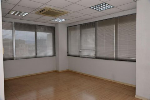 199m² Commercial property à Nicosia, Cyprus No. 105093 4