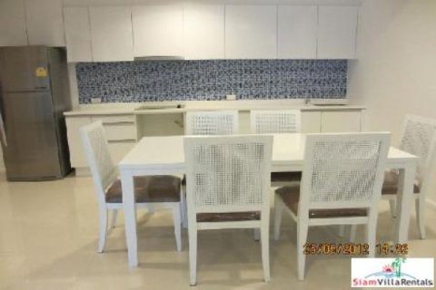 2 bedrooms Apartment in Bangkok, Thailand No. 95665 3