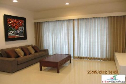 2 bedrooms Apartment in Bangkok, Thailand No. 95665 1