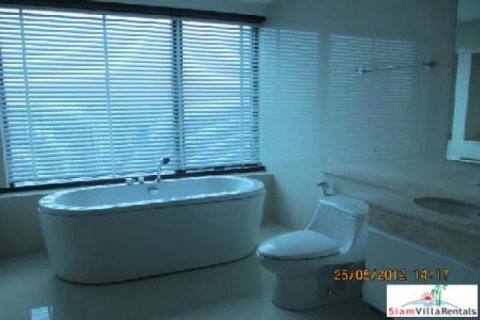 2 bedrooms Apartment in Bangkok, Thailand No. 95665 8