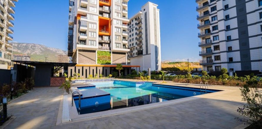Квартира с 4 комнатами в Махмутлар, Турция №125028