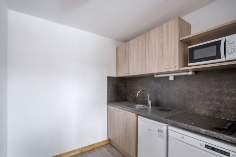 1 bedroom Apartment in Les Belleville, France No. 99519 4