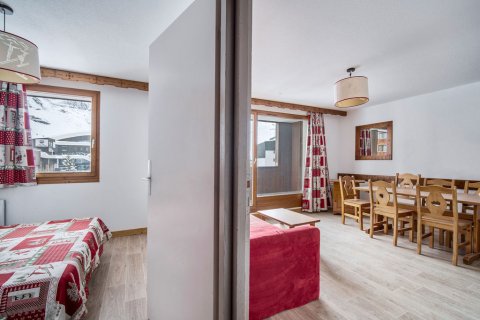 1 bedroom Apartment in Les Belleville, France No. 99519 8