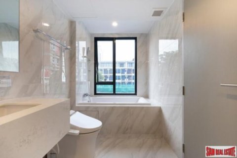 3 bedrooms Apartment in Bangkok, Thailand No. 96032 10