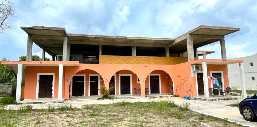 6 chambres Bâtiment à Corfu, Greece No. 109290