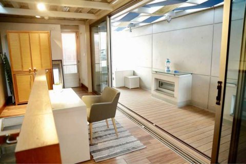 2 bedrooms Maisonette in Limassol, Cyprus No. 76568 8