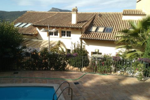 4 bedrooms Apartment in Banyeres de Mariola, Spain No. 116532