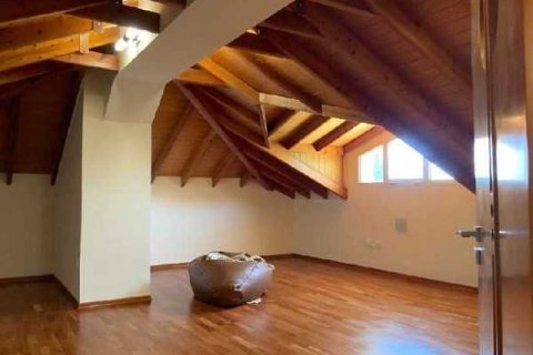 Дом с 5 спальнями в Агиос Тихонас, Кипр №42844 2