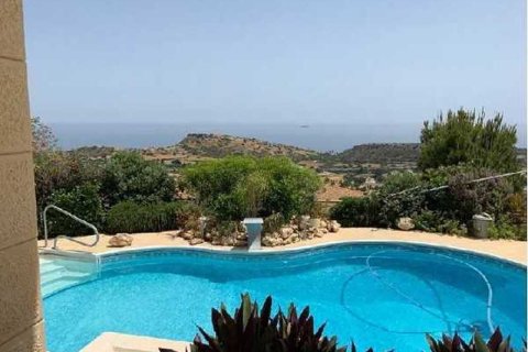 Дом с 5 спальнями в Агиос Тихонас, Кипр №42844 5