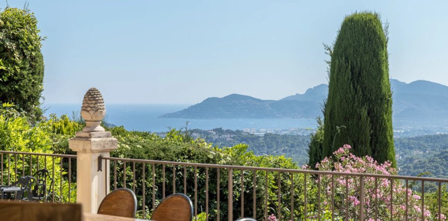 Вилла с 7 спальнями в Мужен, Франция №99798