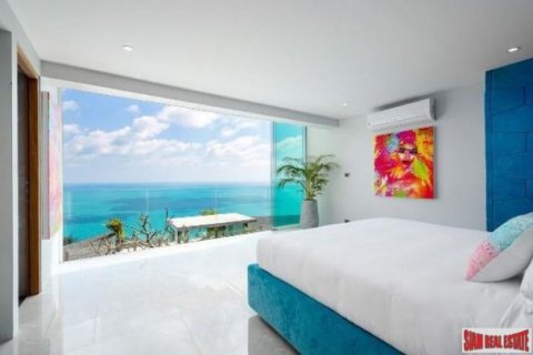 4 bedrooms Villa on the Chaweng Beach, Thailand No. 96091 13